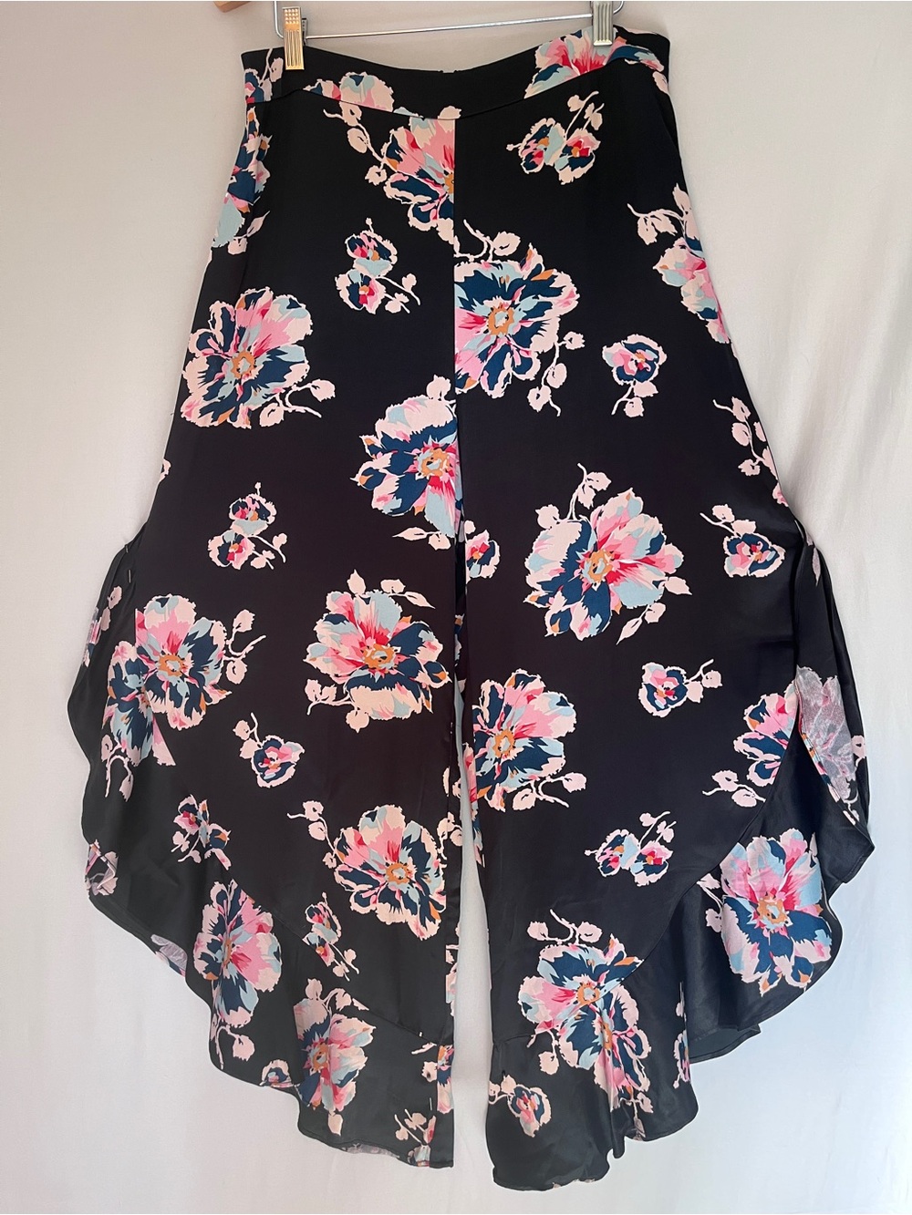 Anthropologie Elevenses Floral Ruffle Wide Leg Pants Size 6